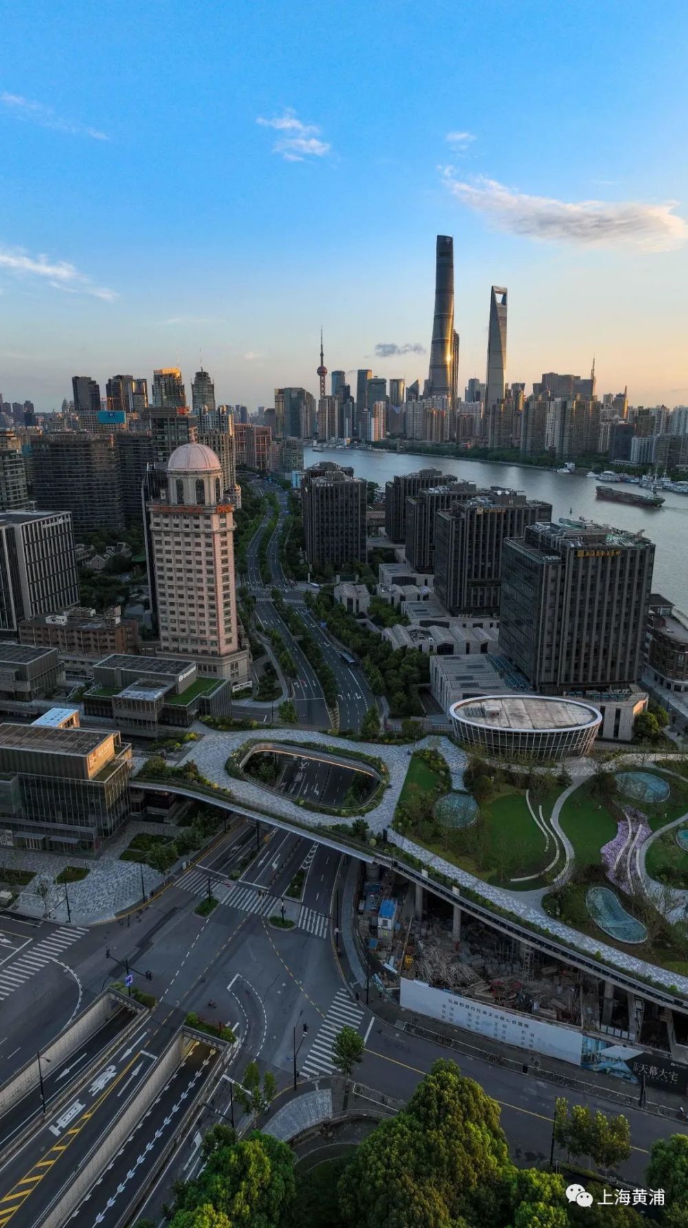 航拍丨上海最美人行天桥董家渡花桥