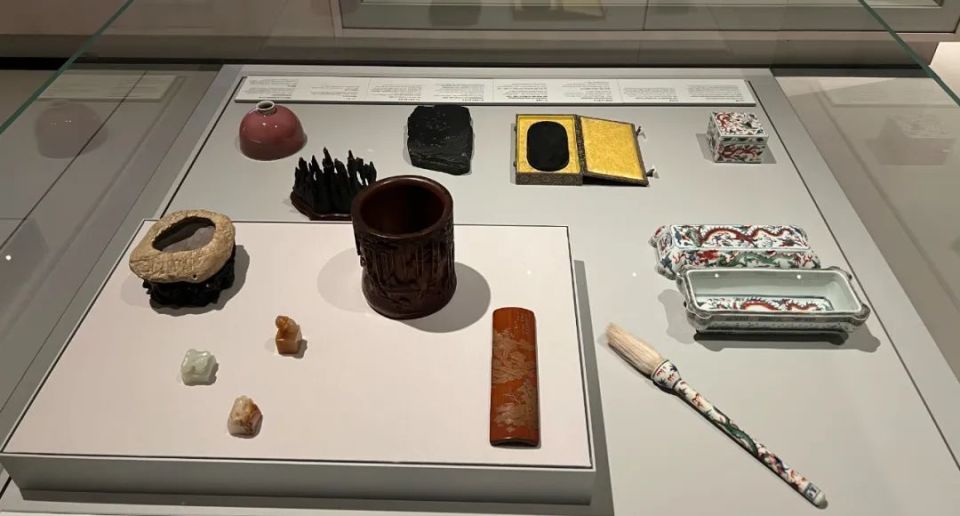 文人墨客,"墨"为何总和文人联系在一起?