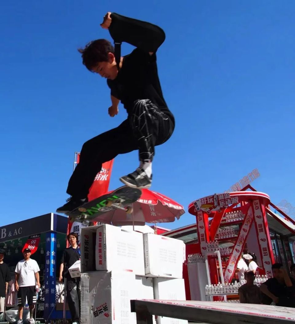 城市滑报 | 延安滑板:滑板圈需要新血液,年轻人是一个圈子的活力!