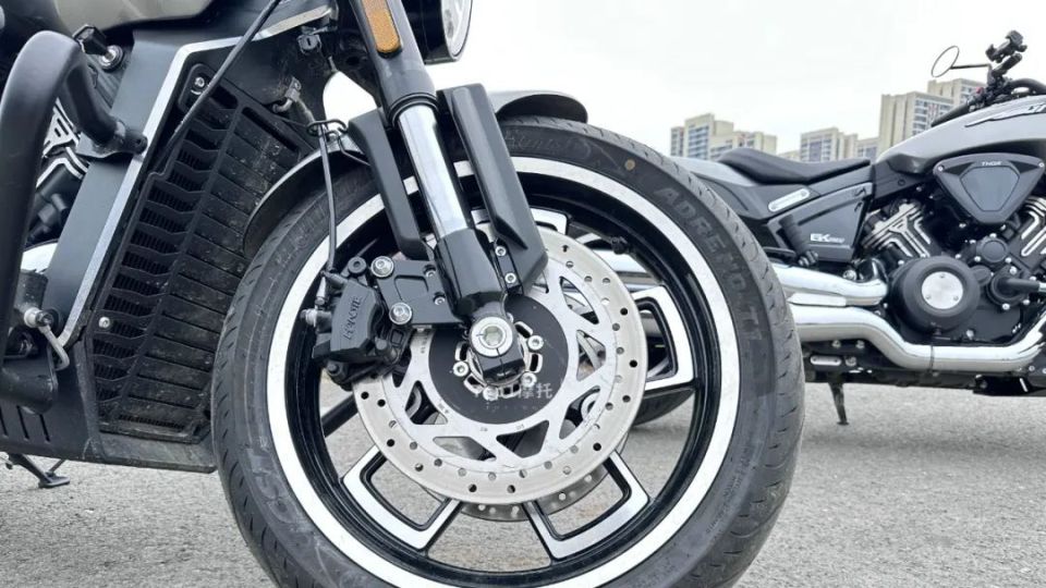 中量级巡航，性价比天花板——高金Thor650上市，售价28980元_腾讯新闻