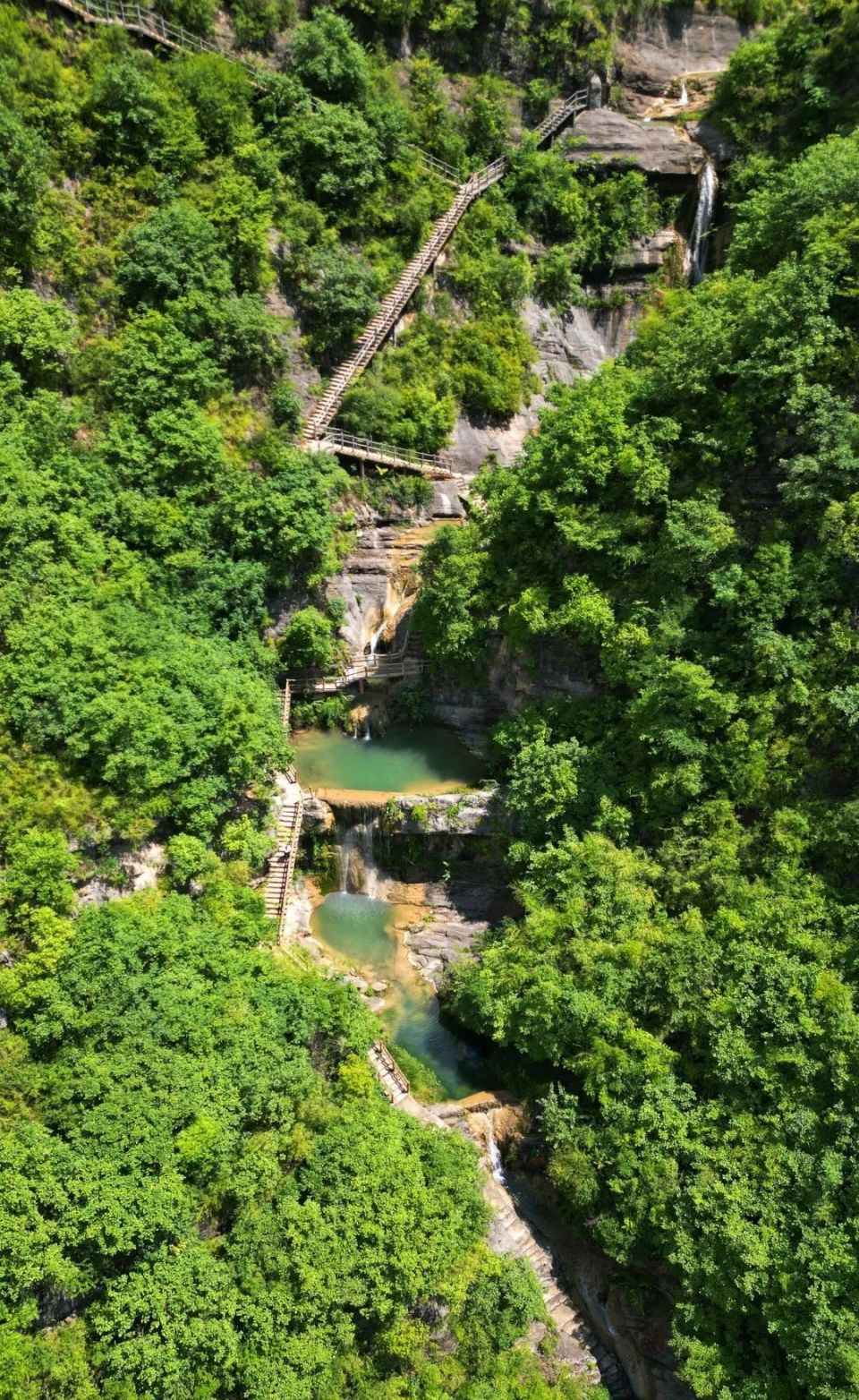 秦岭避暑必去的景点图片