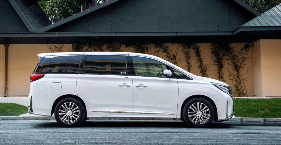 广州车展里的"最佳保姆车"现身:传祺e8正式上市