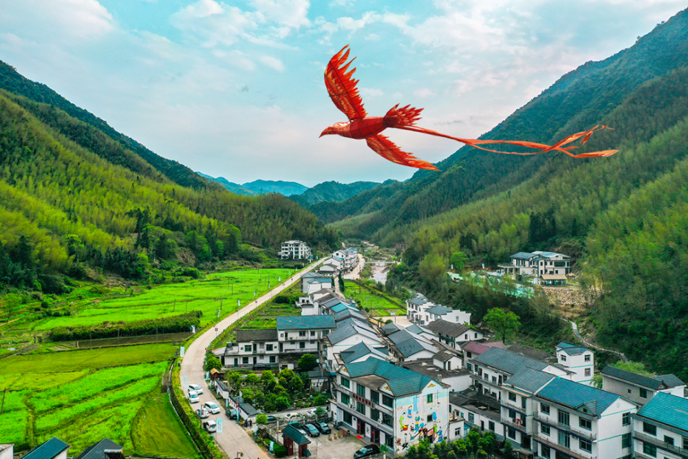 江西上饶五府山畲族三月三,有龙有凤,比广西还热闹_腾讯新闻