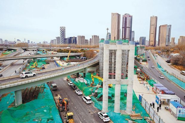 京密快速路 桥桩拔地起_腾讯新闻