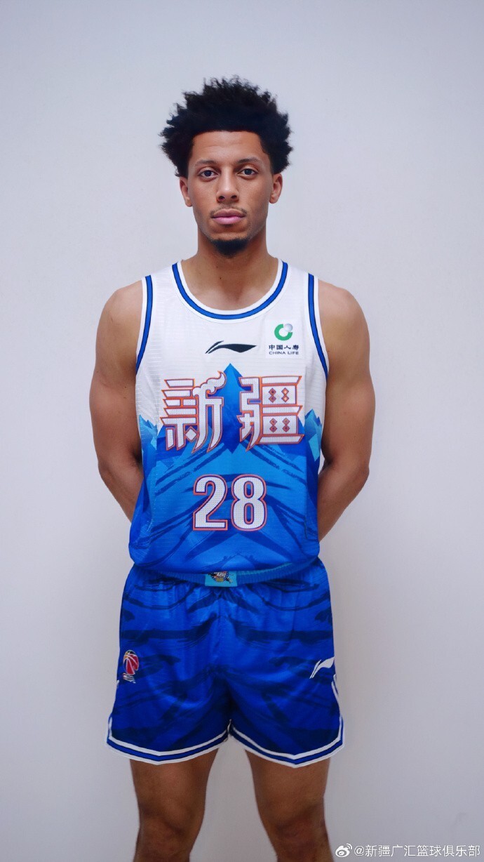 并已完备cba联赛注册手续,威金顿将代表新疆伊力特男篮参加2023-2024