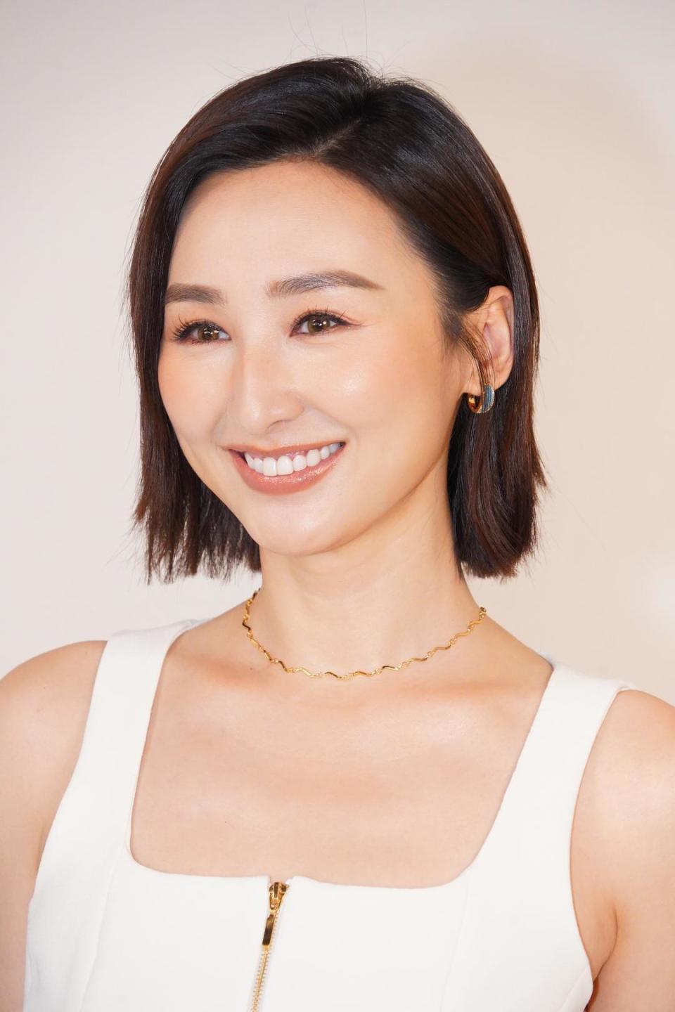 高海宁《新闻女王2》杀青，称精神疾病尚未康复，需随身携带药物_腾讯新闻