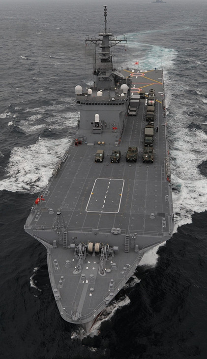 处心积虑30年,日本准航母变成正式航母!我国压力骤增如何应对?