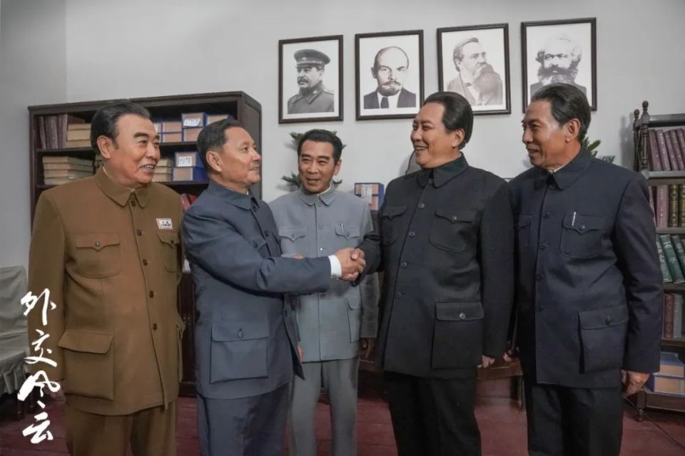 大戏开幕!看外交天团如何在国际舞台上"斗智斗勇"