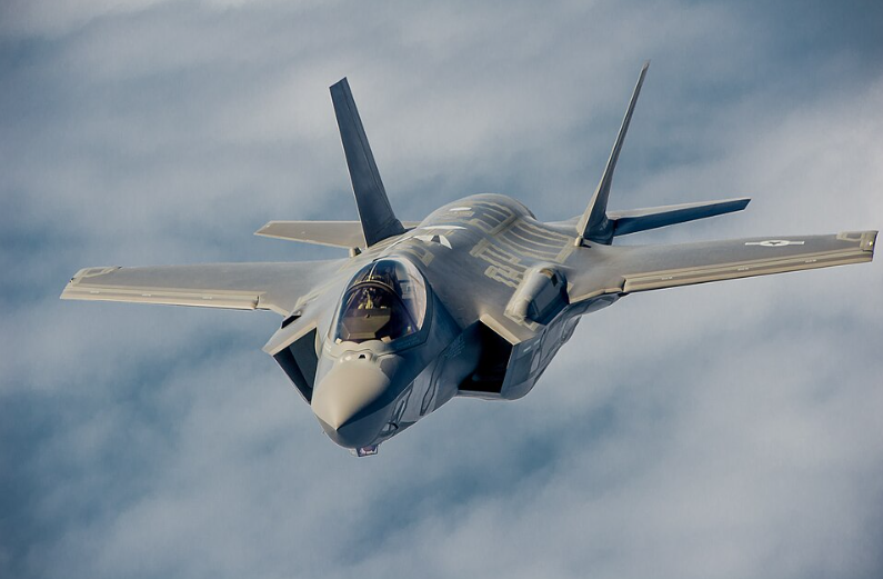 ����ǿ����F-35���ӿվ���װ�ƻ���������