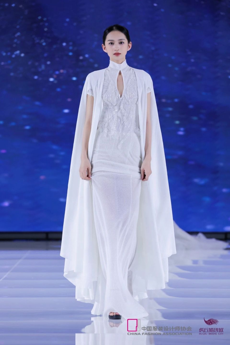 【效果图+成衣】中国服装设计师协会婚纱礼服设计大赛决赛获奖作品_腾讯新闻