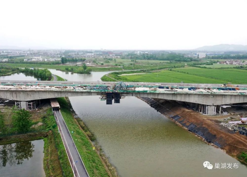 柘皋河大桥位于巢湖市柘皋镇唐马村境内,大桥跨越柘皋河,全桥跨径布置