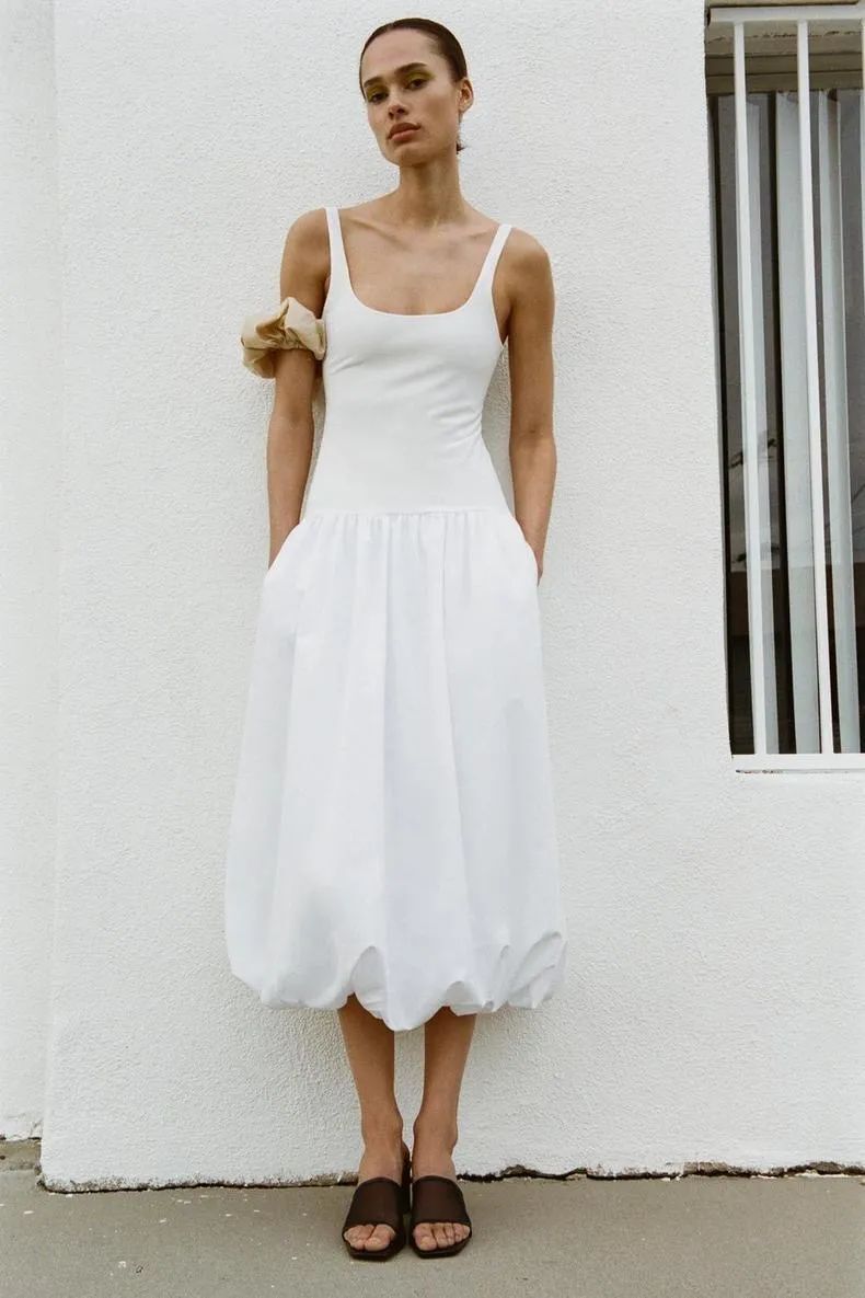 穿上气球裙,美成一片云