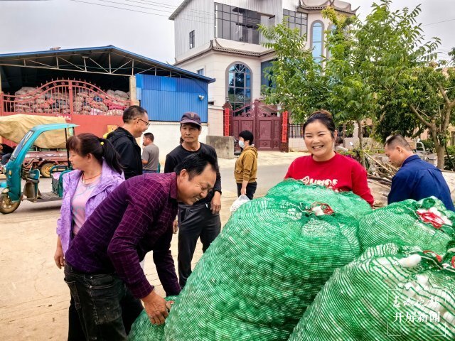 祥云县刘厂镇的美女图片