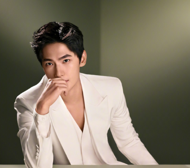 烟火没有影响杨洋后续的资源,为啥能接到《凡人修仙传》《雨霖铃》