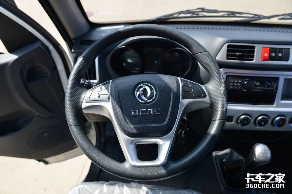 122马力柴油机配双后胎,货厢竟长达4米,详解东风小霸王w17轻卡_腾讯