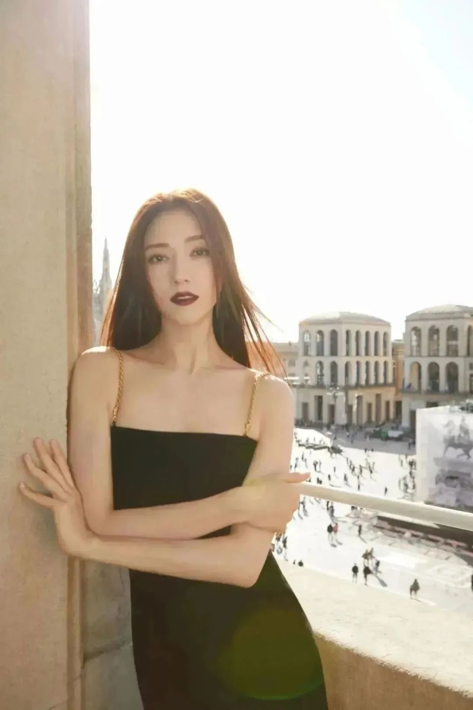 巧合的是,这座百年建筑的落成年份,恰与创始人salvatore ferragamo