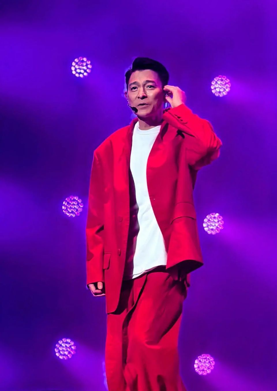 刘德华,突发状况!