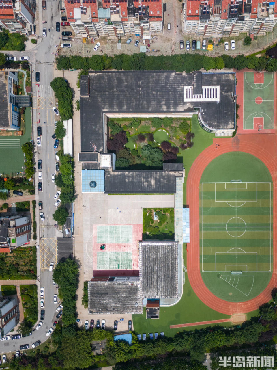 从"0"到"9",小伙航拍发现青岛建筑之美