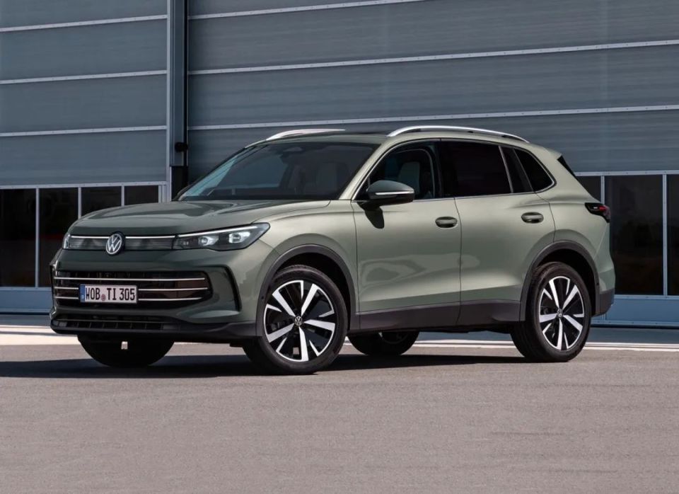 曾经家族式设计语言是为了常规车型更多的向图腾车型靠拢,并且彰显