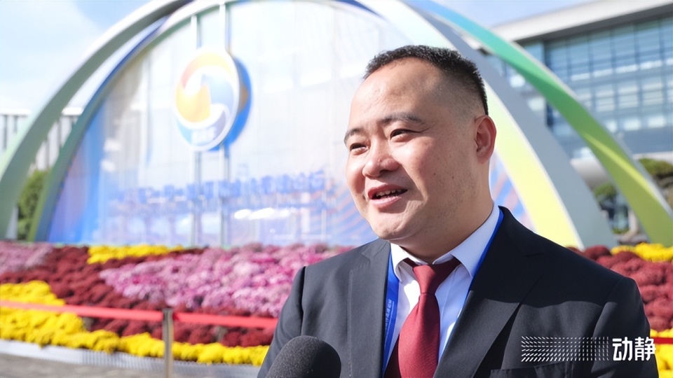 榕江县县长徐勃:未来邀请"一带一路"国家参加"村超"_腾讯新闻