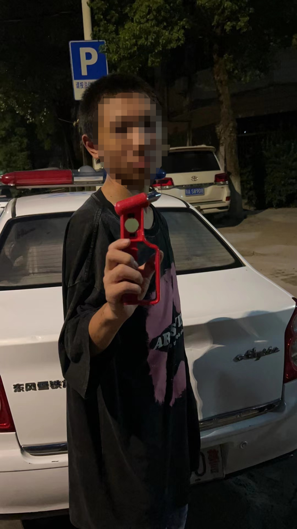 小偷:"新洲警察不中!" 来新洲作案8小时被抓获