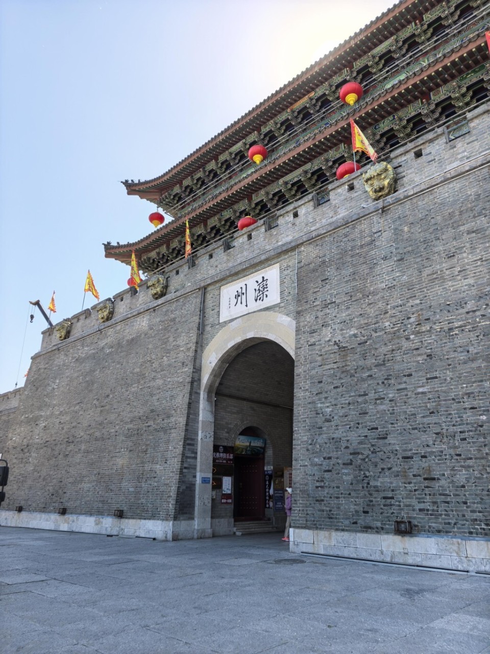 十字路口的古镇｜投资52亿兴建的滦州古城，需重新激发游客兴趣_腾讯新闻
