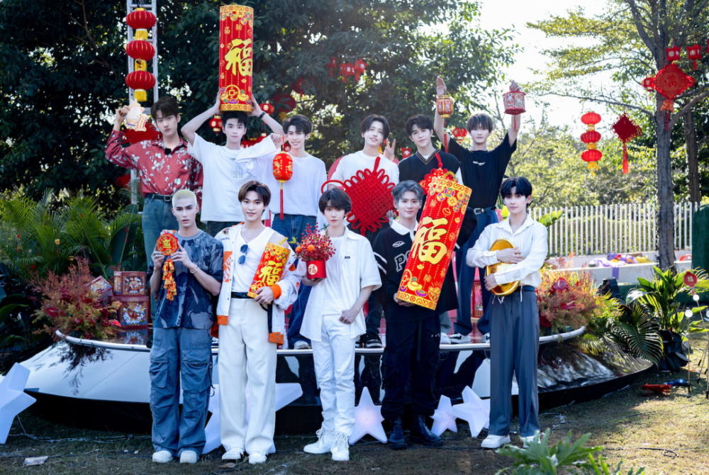 into1内娱限定男团出海的终极回响