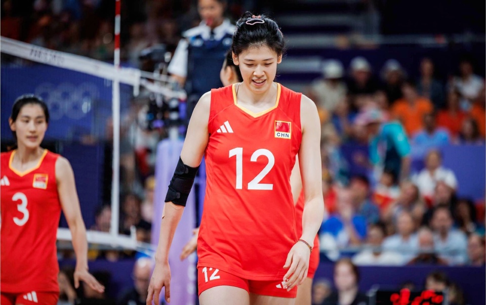 中国女排败了但李盈莹没输!已成世界最强主攻,想再进化只剩一条路