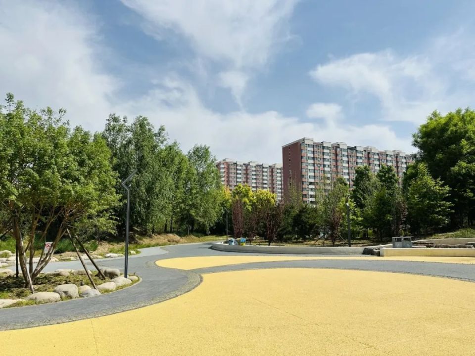 61公顷开放啦位于回天地区的龙锦社区公园近日家门口公园 1昌平事儿再