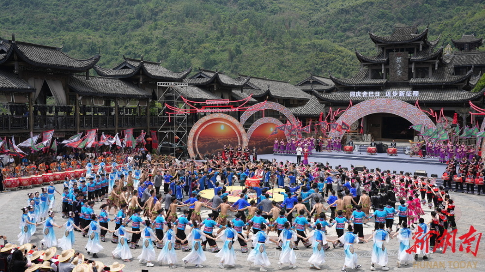 沉醉中国最具特色民族节庆龙山县首届旅发大会暨第八