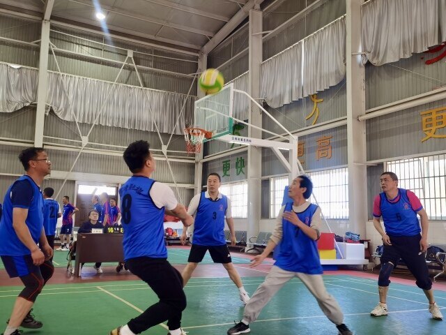 曲靖市气排球协会会员赛开赛