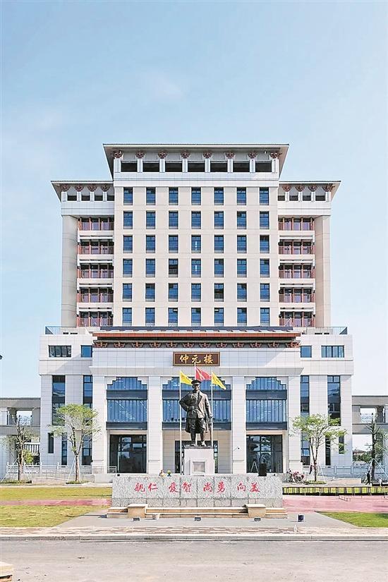 广东仲元中学:不忘英雄来时路,传承新时代下的仲元精神
