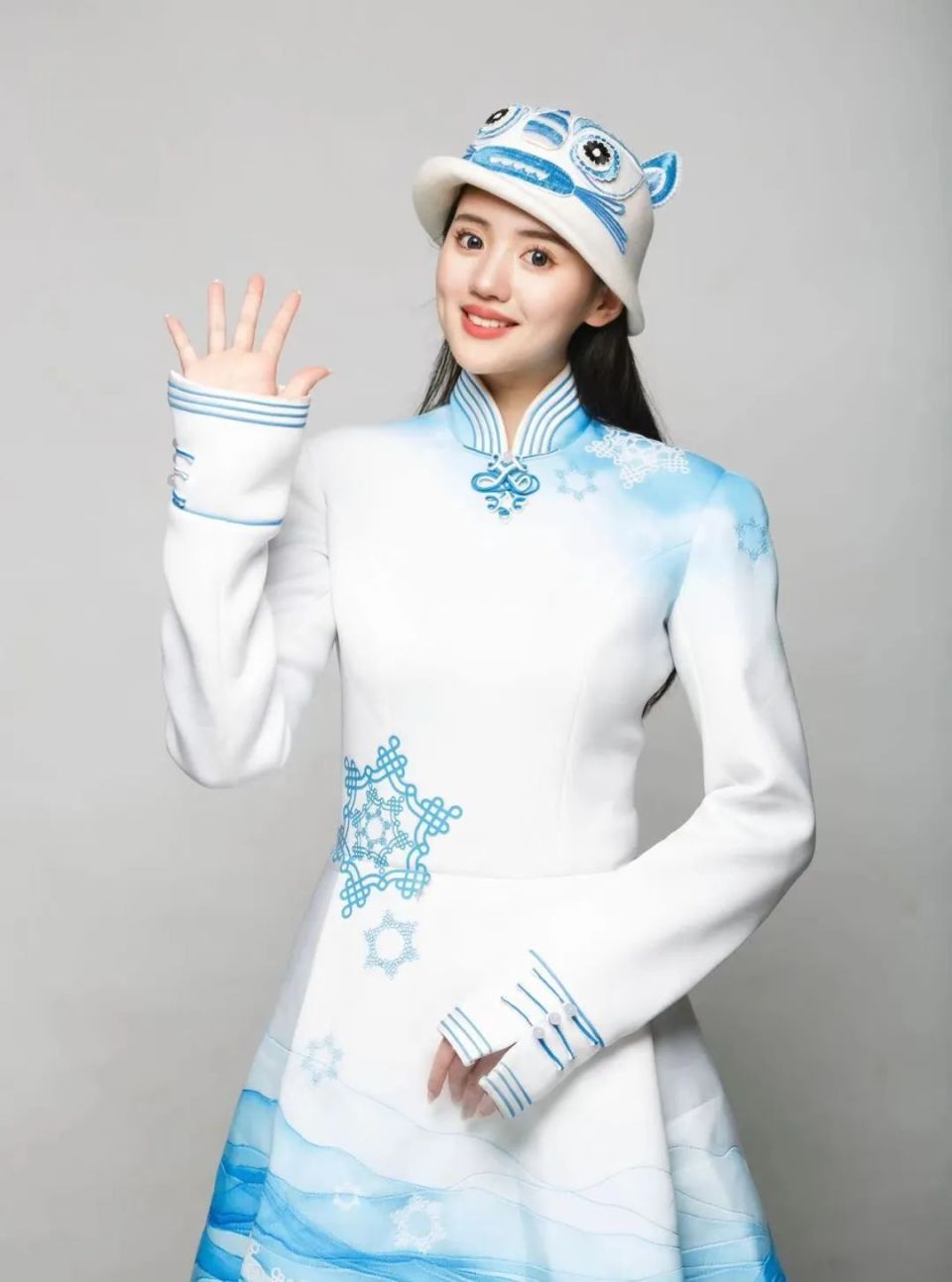 2022年,正在读大二的吴蕙岑突破层层选拔获得了在北京冬奥会开幕式