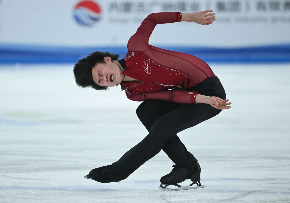 花样滑冰公开组男子单人滑自由滑赛况