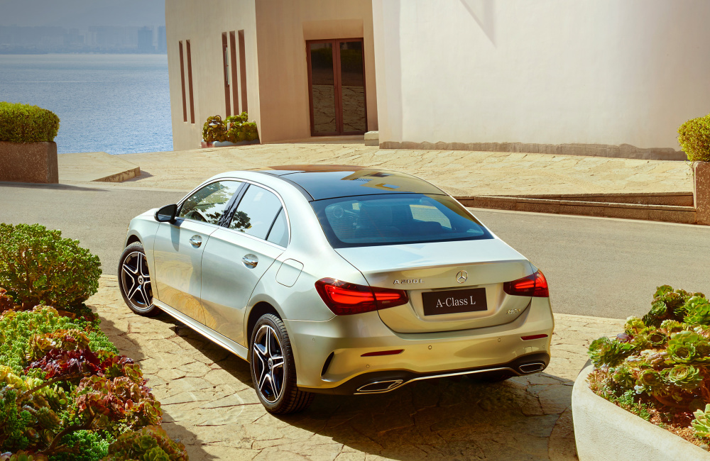 降11万13t三缸都能忍奔驰a级15万多就能买还不是低配