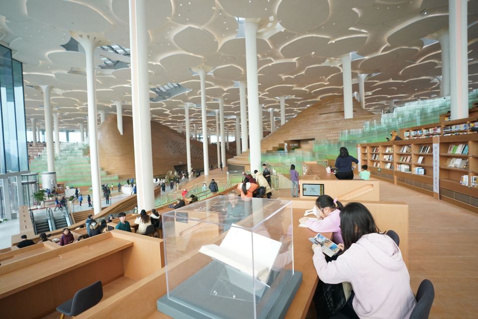 元旦假期首日北京城市图书馆人气高涨,268万人次读者进馆参观和借阅