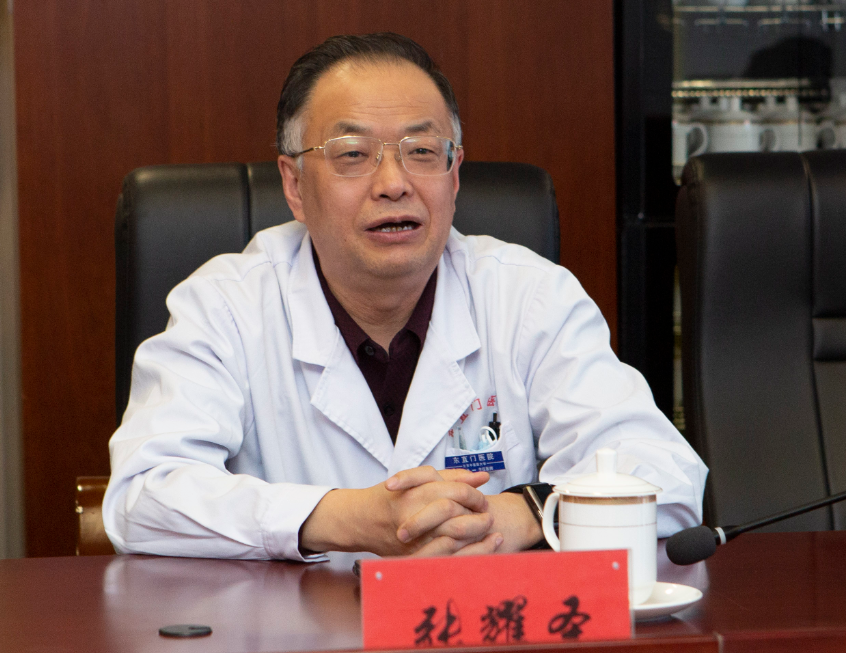 包含东直门医院代挂专家号加代问诊化验标本代送，不用自己跑腿的词条