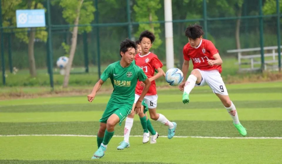 邀请赛 | 五轮战罢争冠形势胶着 最后两轮各队全力冲刺!