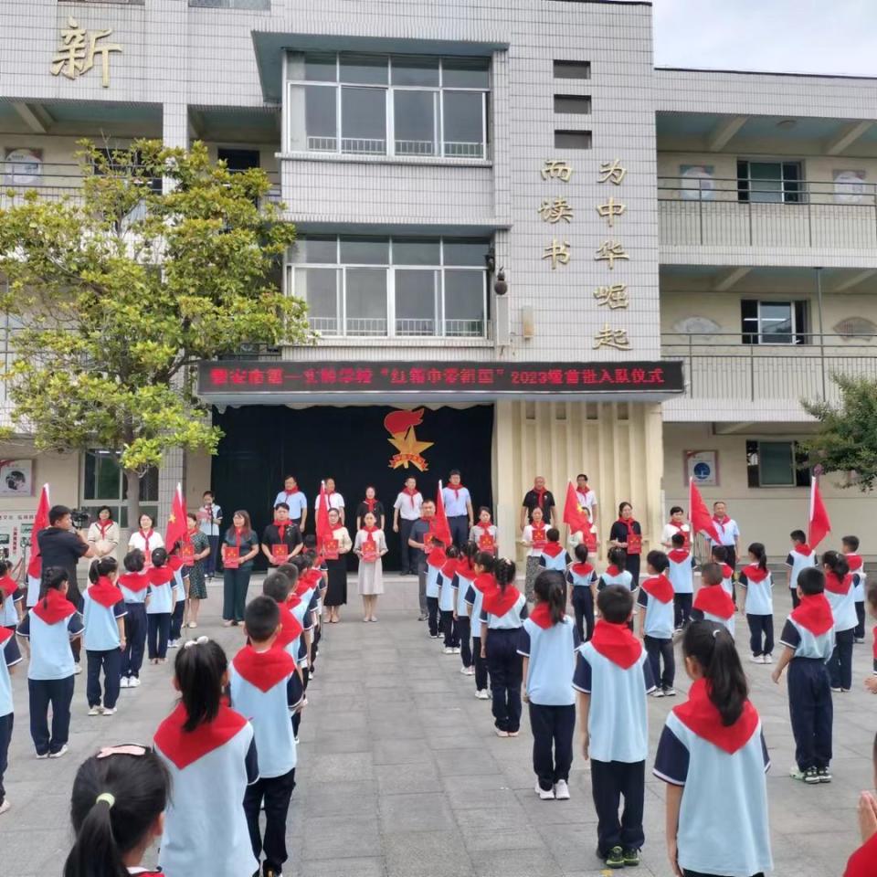 泰安市第一实验学校图片