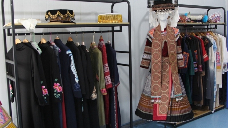 修文县新明村:创办刺绣坊 织就新图景