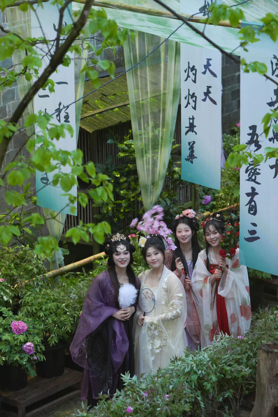 趁春光~来解锁望仙谷国风游园会~_腾讯新闻