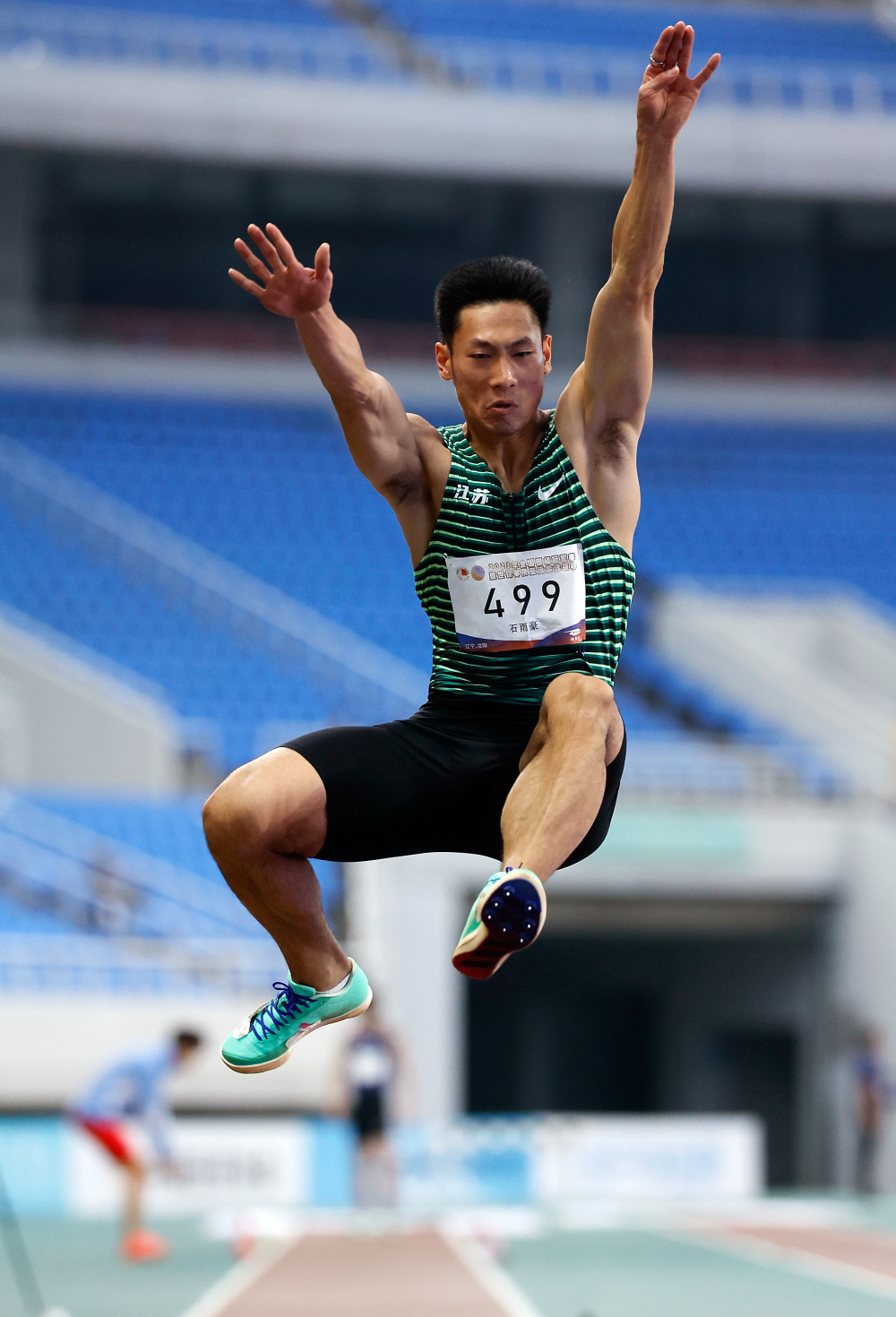 体育田径全国冠军赛男子跳远赛况