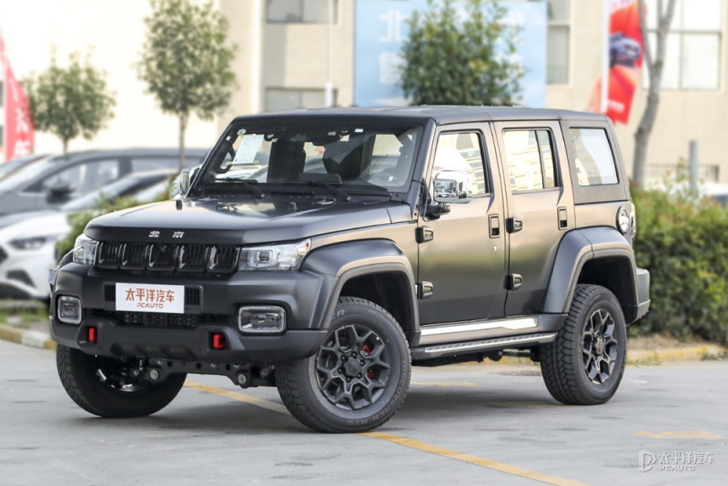 北京bj40荣耀版上市 售13.98万元起