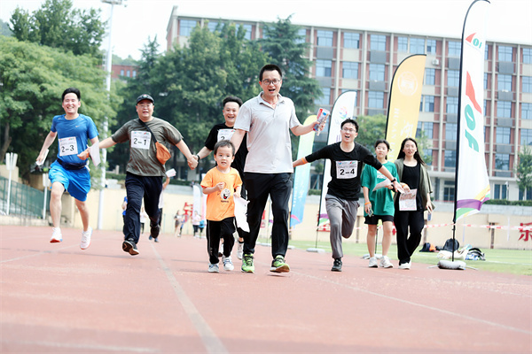 在阳光下奔跑 湖南大学春季定向运动大赛顺利举行