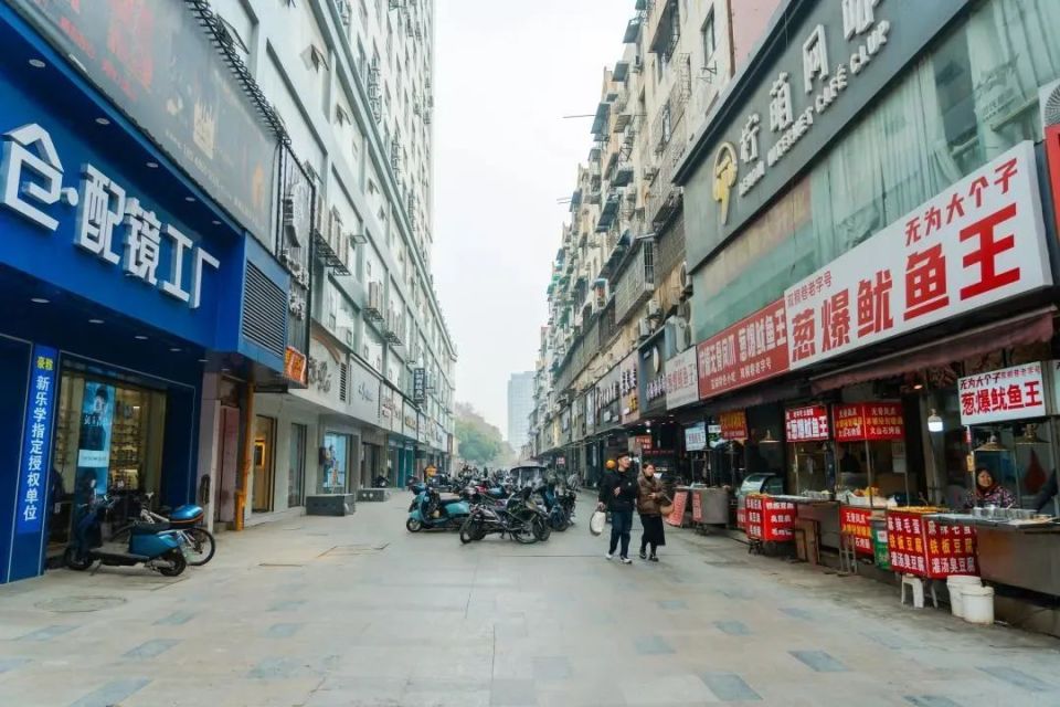 芜湖餐饮业的微风吹拂——快餐店行业的活力展现
