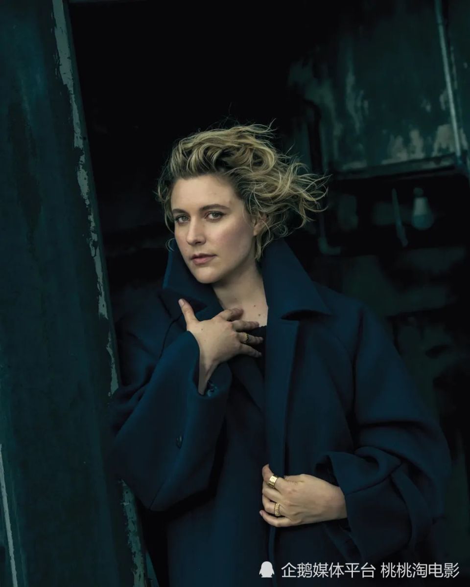 芭比导演格蕾塔葛韦格名利场封面大片美丽与才华兼具