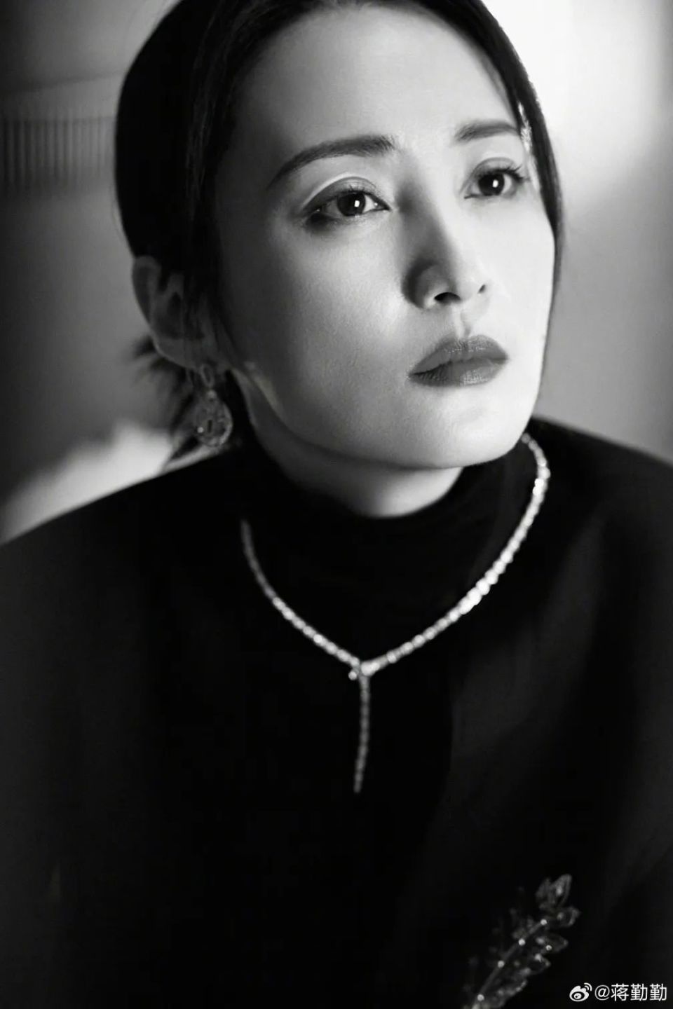 久违了,影后蒋勤勤