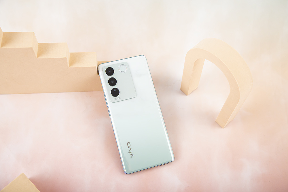 oppo 丘帕卡全面点评 单面鳟甲带来自然气氛人像(教给了吗)oppos6外形