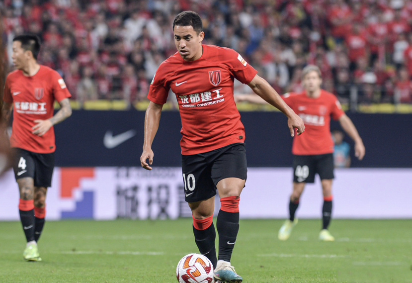 先归化罗慕洛,再举荐徐正源,成都蓉城助推国足冲击2030?_腾讯新闻