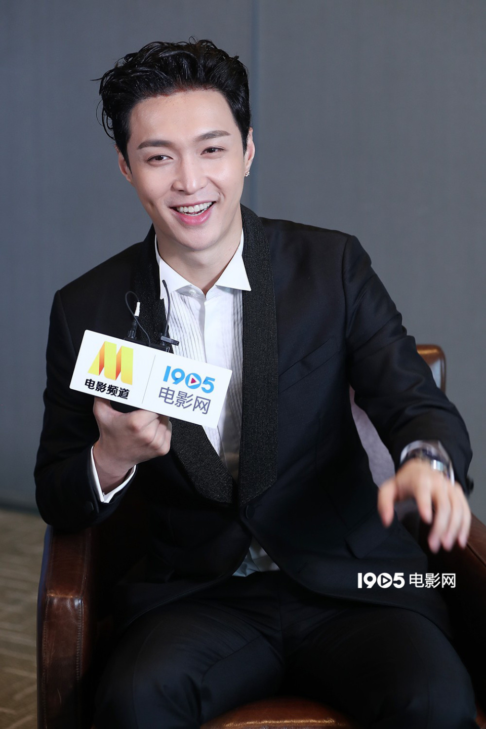 张艺兴个人电影票房破70亿 《孤注一掷》破31亿_腾讯新闻